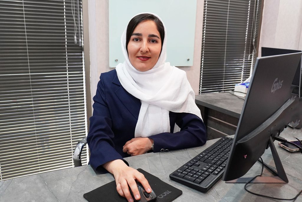 راینوشاپ