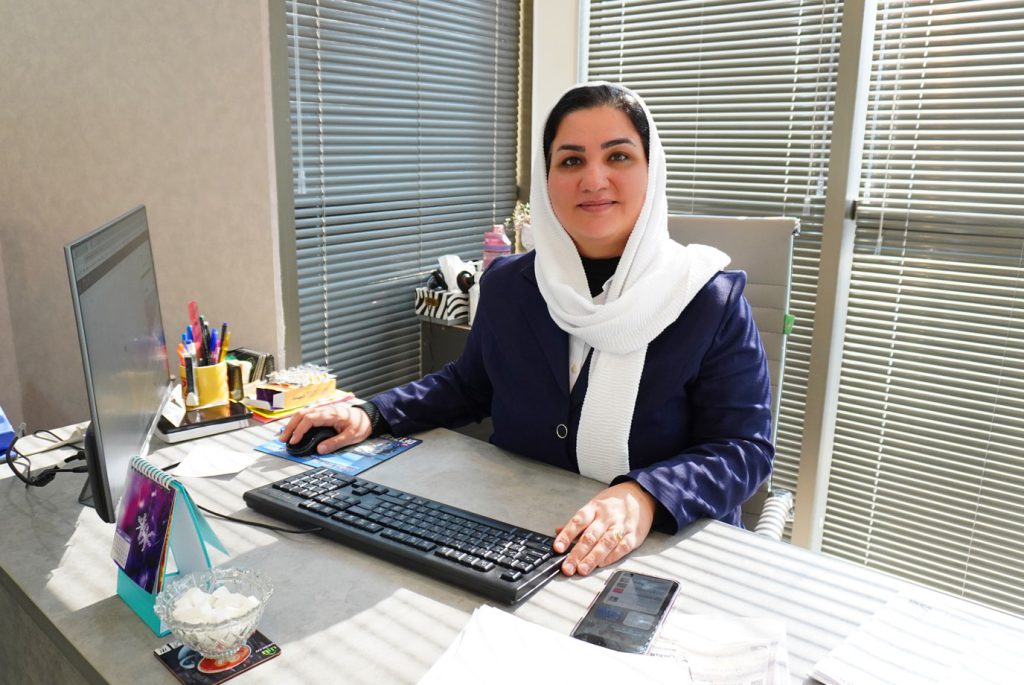 راینوشاپ