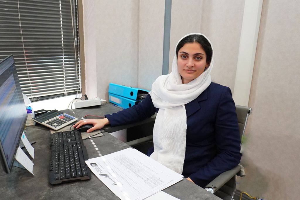 راینوشاپ