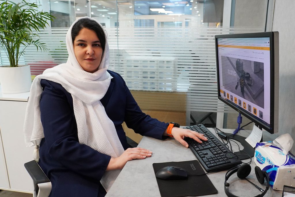 راینوشاپ